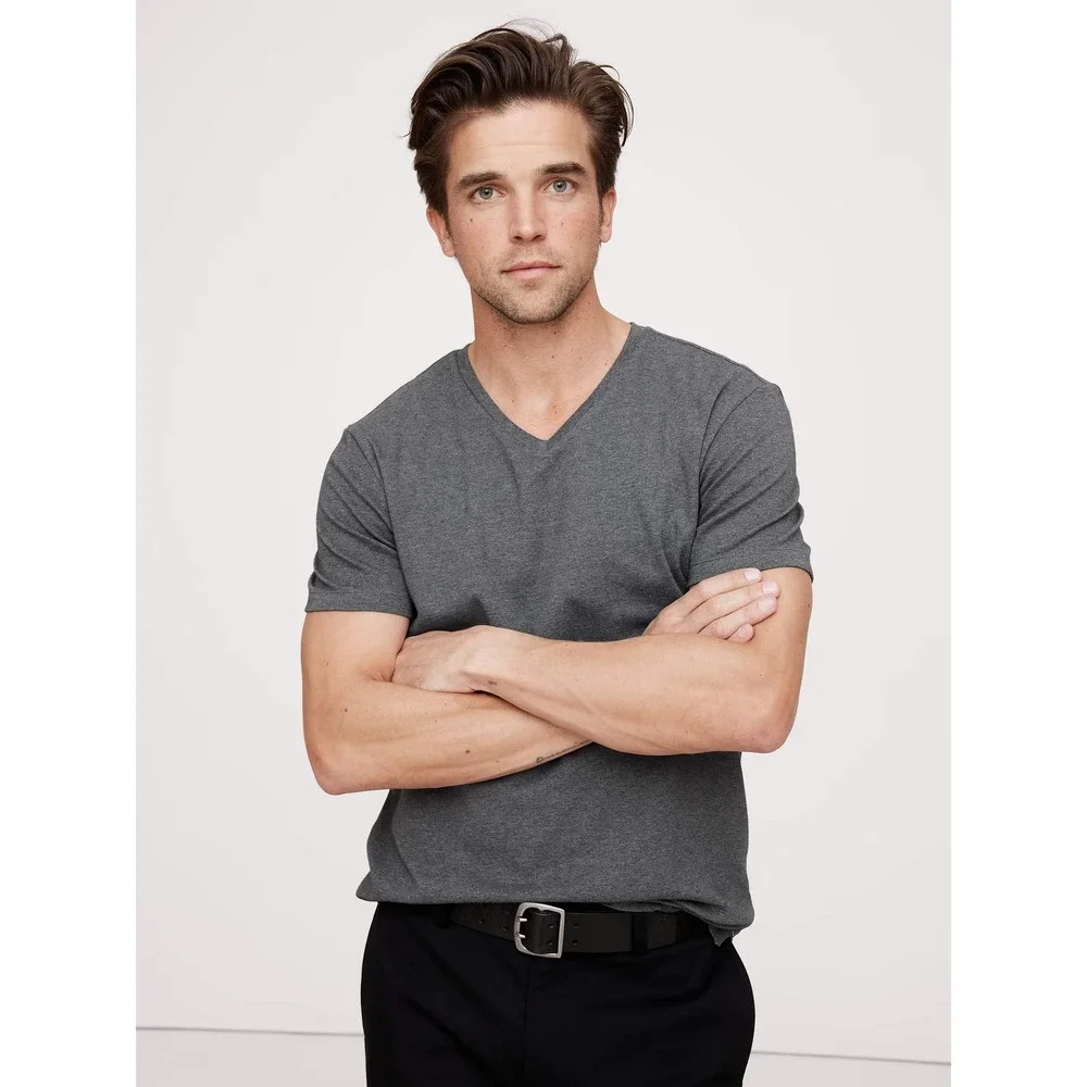 Banana Republic Mens XL Luxury-Touch Cotton Jersey V-Neck T-Shirt Charcoal Gray